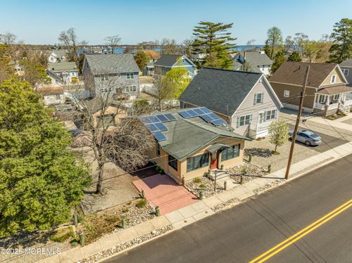 37 E Lakewood Ave, Ocean Gate, NJ, 08740-1333 | Card Image