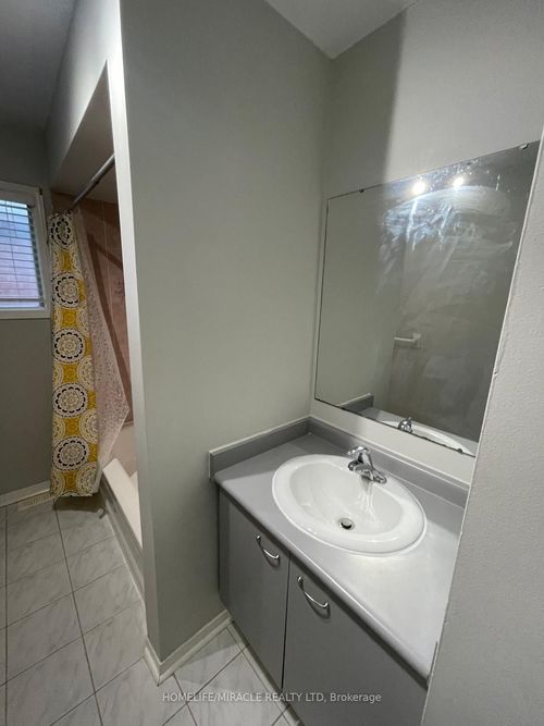 6 Smith Dr, Georgetown, ON, L7G5K6 | Card Image