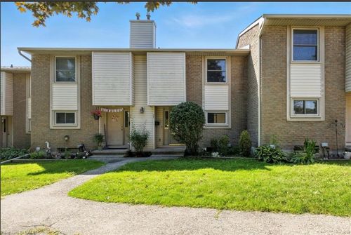 29-11 Grand River Blvd, Kitchener, ON, N2A2T2 | Card Image