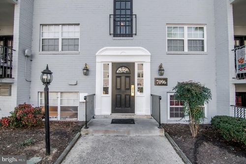 unit-102-7096 Spring Garden Dr, SPRINGFIELD, VA, 22150-2911 | Card Image