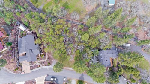 920 Granite Ridge Cir, Jacksonville, OR, 97530-0077 | Card Image