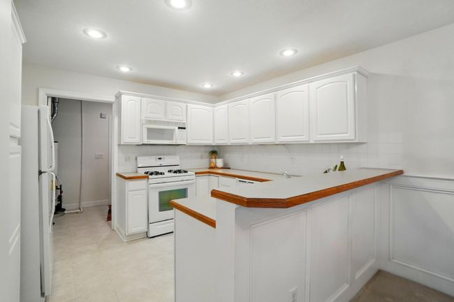 1131 Overlook Ct, Condo with 3 bedrooms, 3 bathrooms and null parking in Pickerington OH | Image 12