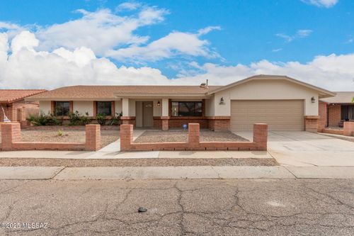 1731 W Newhall Dr, Tucson, AZ, 85746-1379 | Card Image