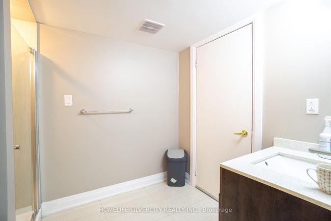 40 Darren Rd, House other with 6 bedrooms, 6 bathrooms and 5 parking in Brampton ON | Image 29