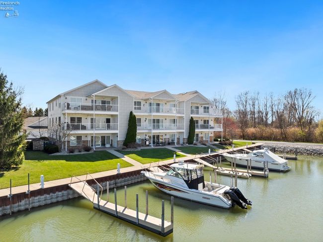 L3F - 6011 E Harbor Rd, Condo with 3 bedrooms, 2 bathrooms and 1 parking in Marblehead OH | Image 66