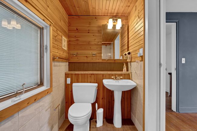 1815 Asylum Ave, House other with 3 bedrooms, 3 bathrooms and null parking in West Hartford CT | Image 22