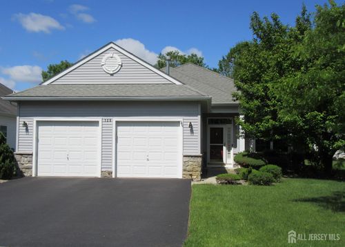125 Fontaine Ct, Monroe, NJ, 08831-5990 | Card Image