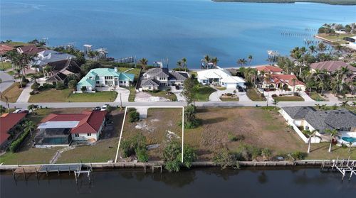 114 Graham St Se, PORT CHARLOTTE, FL, 33952-9121 | Card Image