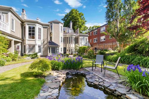 5686 Inglis St, Halifax, NS, B3H1K3 | Card Image