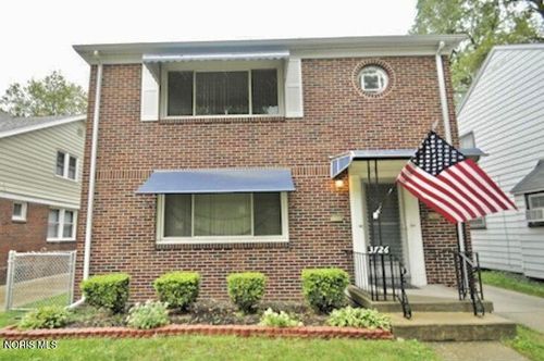 3726 Douglas Rd, Toledo, OH, 43613-4835 | Card Image