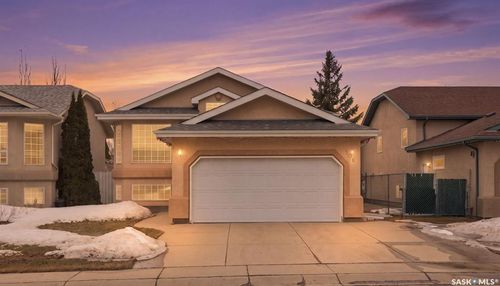 106 Lashyn Cove, Saskatoon, SK, S7N4S2 | Card Image