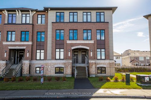 2404 Esprit Dr, Orléans, ON, K4A0R2 | Card Image