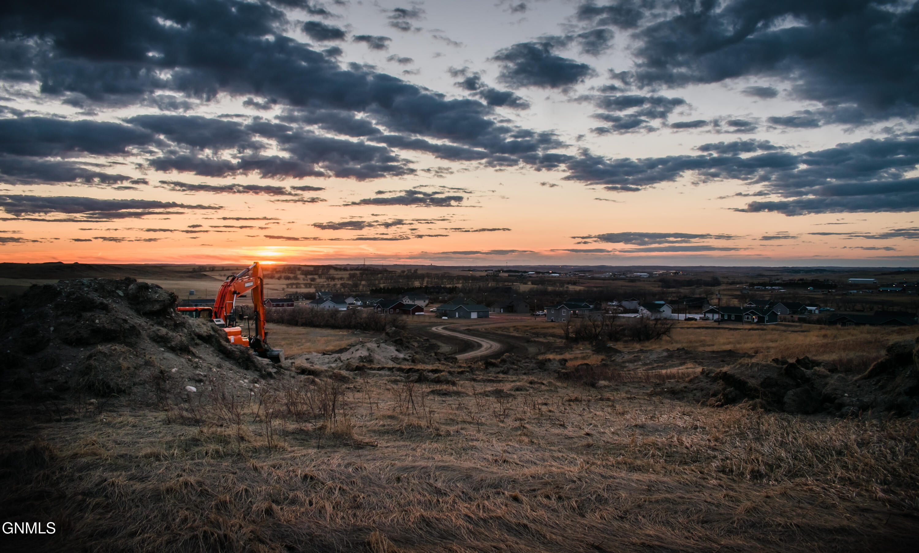 Land in Watford City 2