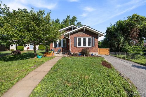 423 Heman Drive, Kirkwood, MO, 63122 | Card Image