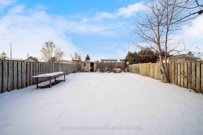 433 Hansen Rd N, House other with 4 bedrooms, 3 bathrooms and 2 parking in Brampton ON | Image 34