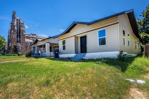 1015 E Main St, Shawnee, OK, 74801-7351 | Card Image