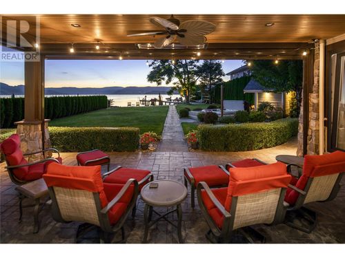 3908 Bluebird Rd, Kelowna, BC, V1W1X6 | Card Image