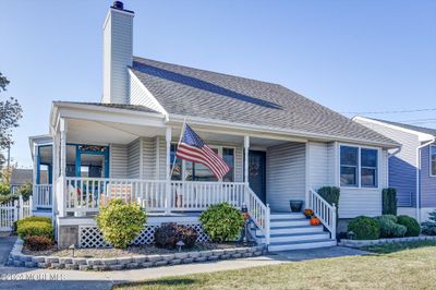 8 Harbor View Lane, House other with 3 bedrooms, 2 bathrooms and null parking in Toms River NJ | Image 1