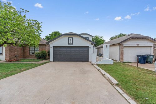 837 Mica Ln, Leander, TX, 78641-8755 | Card Image