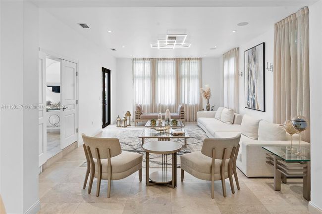 321 Costanera Rd, House other with 5 bedrooms, 7 bathrooms and null parking in Coral Gables FL | Image 5