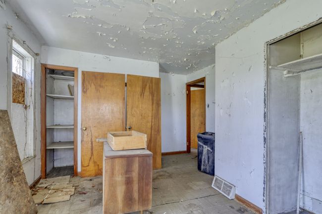 9915 Van Buren Rd, House other with 3 bedrooms, 1 bathrooms and null parking in Fowlerville MI | Image 9