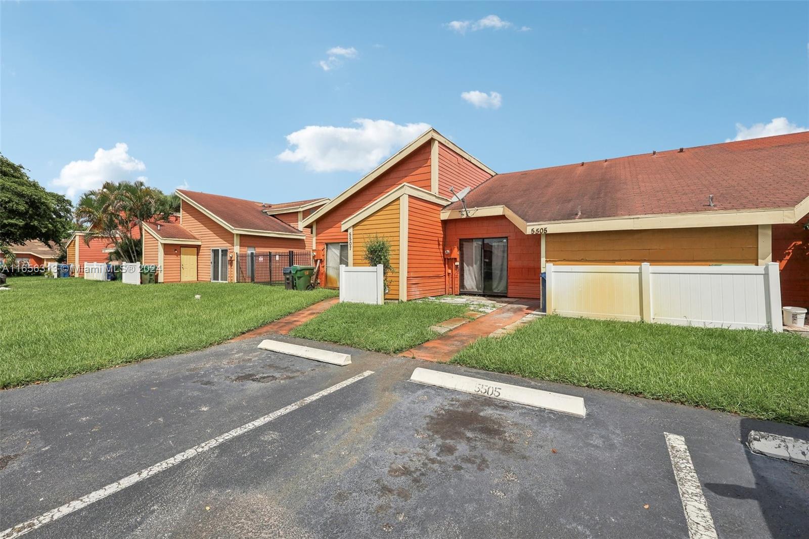 24th St, Lauderhill, FL 33313