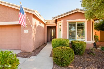 42575 W Candyland Place, Home with 2 bedrooms, 2 bathrooms and null parking in Maricopa AZ | Image 3