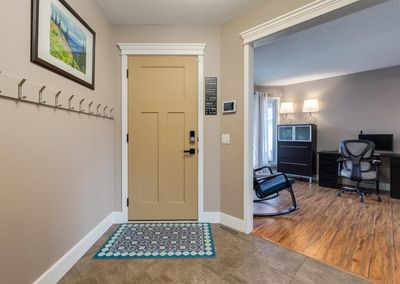 210 Riverview Pk Se, House detached with 4 bedrooms, 3 bathrooms and 4 parking in Calgary AB | Image 3