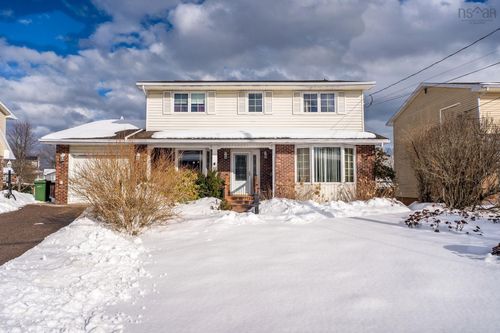 62 Flagstone Drive, Dartmouth, NS, B2V1Z8 | Card Image
