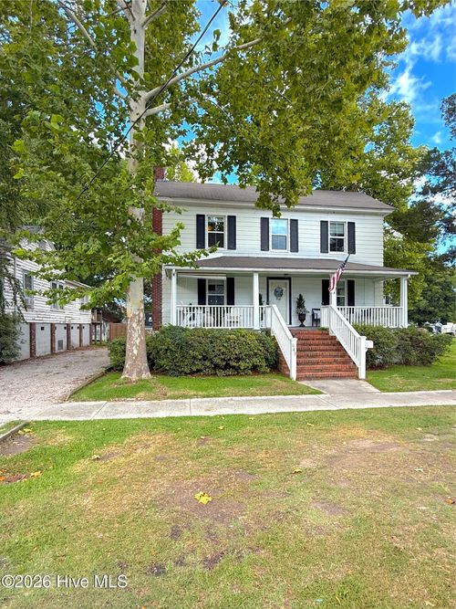 649 E Main St, Belhaven, NC, 27810-1568 | Card Image