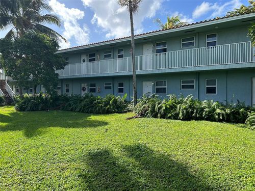 09-3260 Ne 19th Ave, Oakland Park, FL, 33306 | Card Image