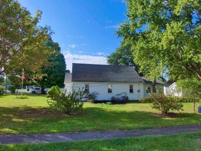 1401 N Quarry Rd, House other with 5 bedrooms, 2 bathrooms and null parking in Marion IN | Image 33