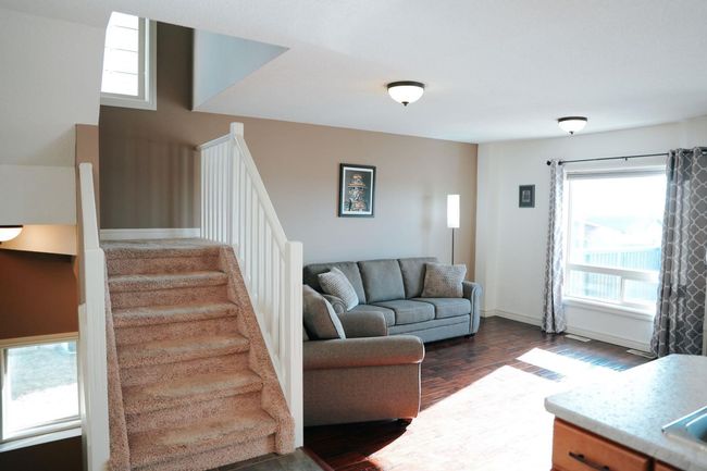 822 28 St, Home with 3 bedrooms, 3 bathrooms and 3 parking in Wainwright AB | Image 7