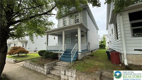 80 E Bennett St, Kingston, PA, 18704-4939 | Card Image