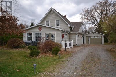 1248 County Rd 2, House other with 3 bedrooms, 2 bathrooms and 5 parking in Elizabethtown ON | Image 2