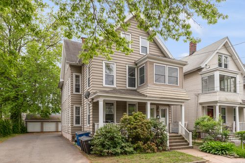 76 Edwards St, New Haven, CT, 06511-3914 | Card Image