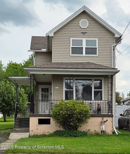 709 E Scott St, Olyphant, PA, 18447-1940 | Card Image