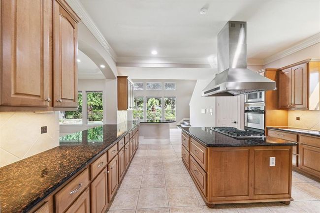 5215 Eagle Pointe Ct, House other with 5 bedrooms, 5 bathrooms and 2 parking in Sugar Land TX | Image 14