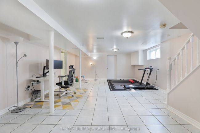 42 Marta Ave, House other with 3 bedrooms, 2 bathrooms and 1 parking in Scarborough ON | Image 23