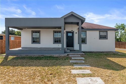 8219 Mateo Escobar St, Monte Alto, TX, 78538-3004 | Card Image