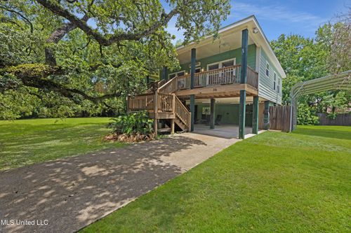 316 Fink St, Waveland, MS, 39576-3716 | Card Image