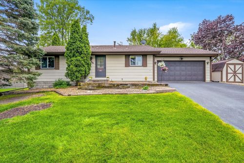8435 Shadyview Ln N, Maple Grove, MN, 55311-1709 | Card Image