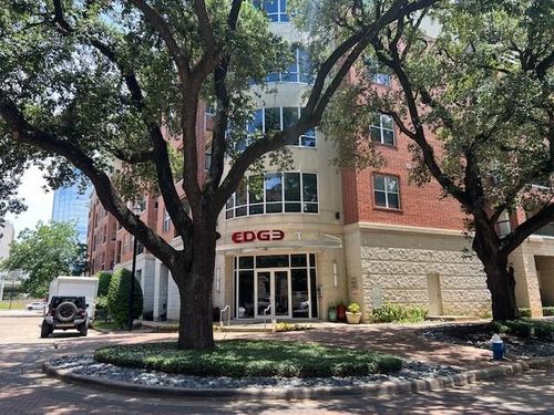 apt-116-300 St Joseph Pkwy, Houston, TX, 77002-8609 | Card Image