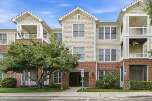 918 Portstewart Dr, Cary, NC, 27519-6514 | Card Image