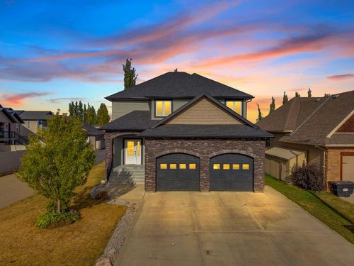 {{alt}} | Card Image