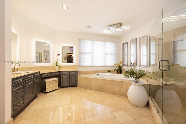 14 - 3707 Ne 214 Th St, Townhouse with 5 bedrooms, 6 bathrooms and null parking in Aventura FL | Image 24