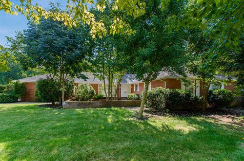 4260 Oxford Dr, Upper Arlington, OH, 43220-4555 | Card Image