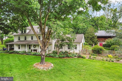 1205 Valley Rd, GLEN MILLS, PA, 19342-9658 | Card Image