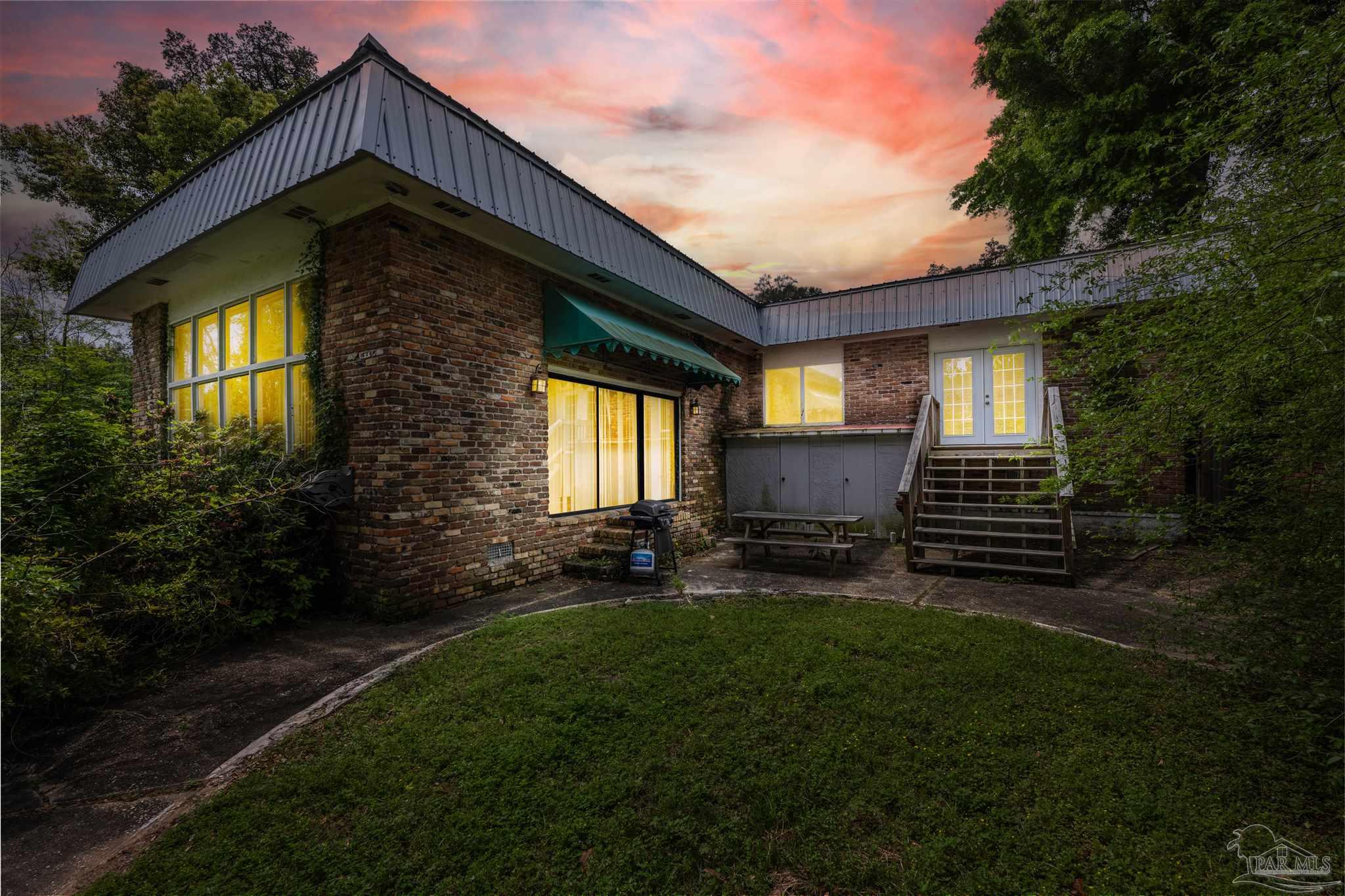 Peacock Dr, Pensacola, FL 32504