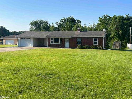 3034 Westwood Dr, Fort Madison, IA, 52627-4703 | Card Image